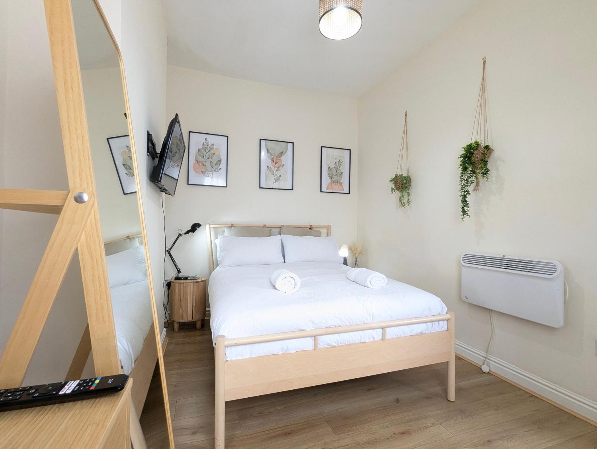 Guest Rooms In Anfiled Near Stadium, Free Parking Liverpool Exterior photo