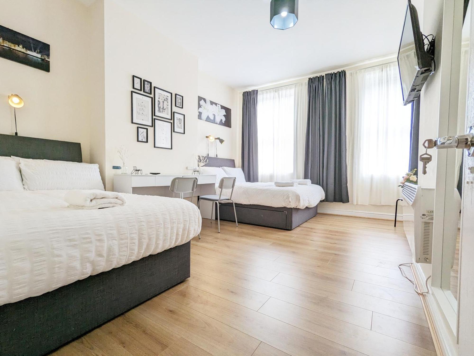 Guest Rooms In Anfiled Near Stadium, Free Parking Liverpool Exterior photo